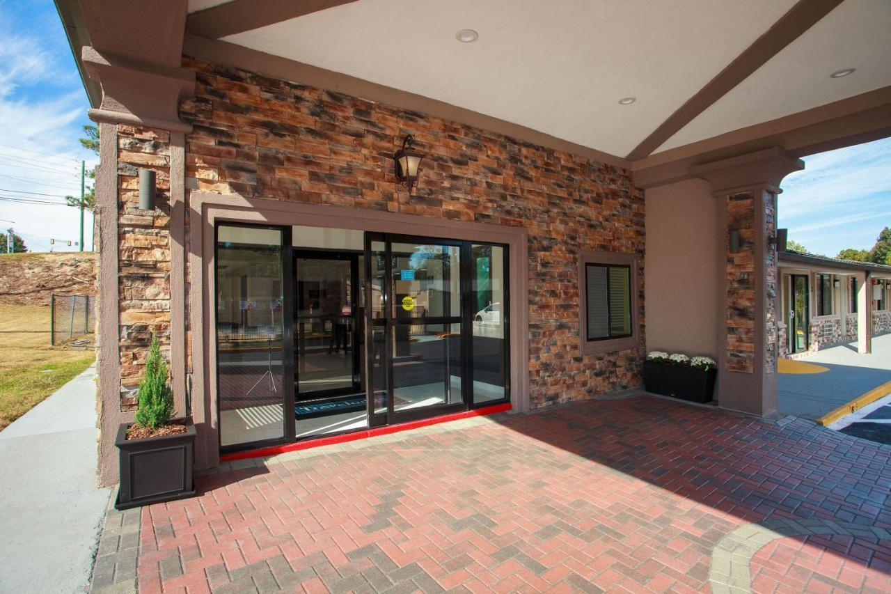 Travelodge By Wyndham Macon West Exterior photo